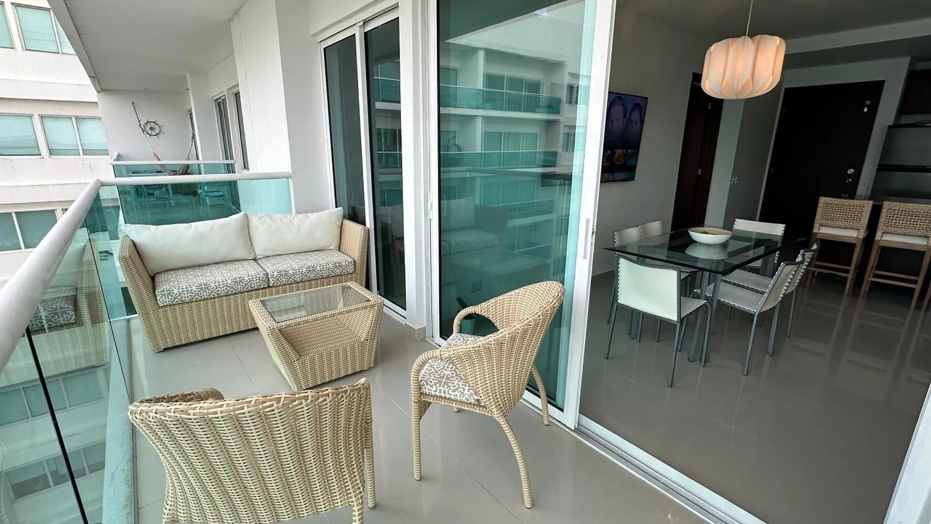 Apartamento Con Linda Vista Al Mar Primera Linea Cartagena Appartement