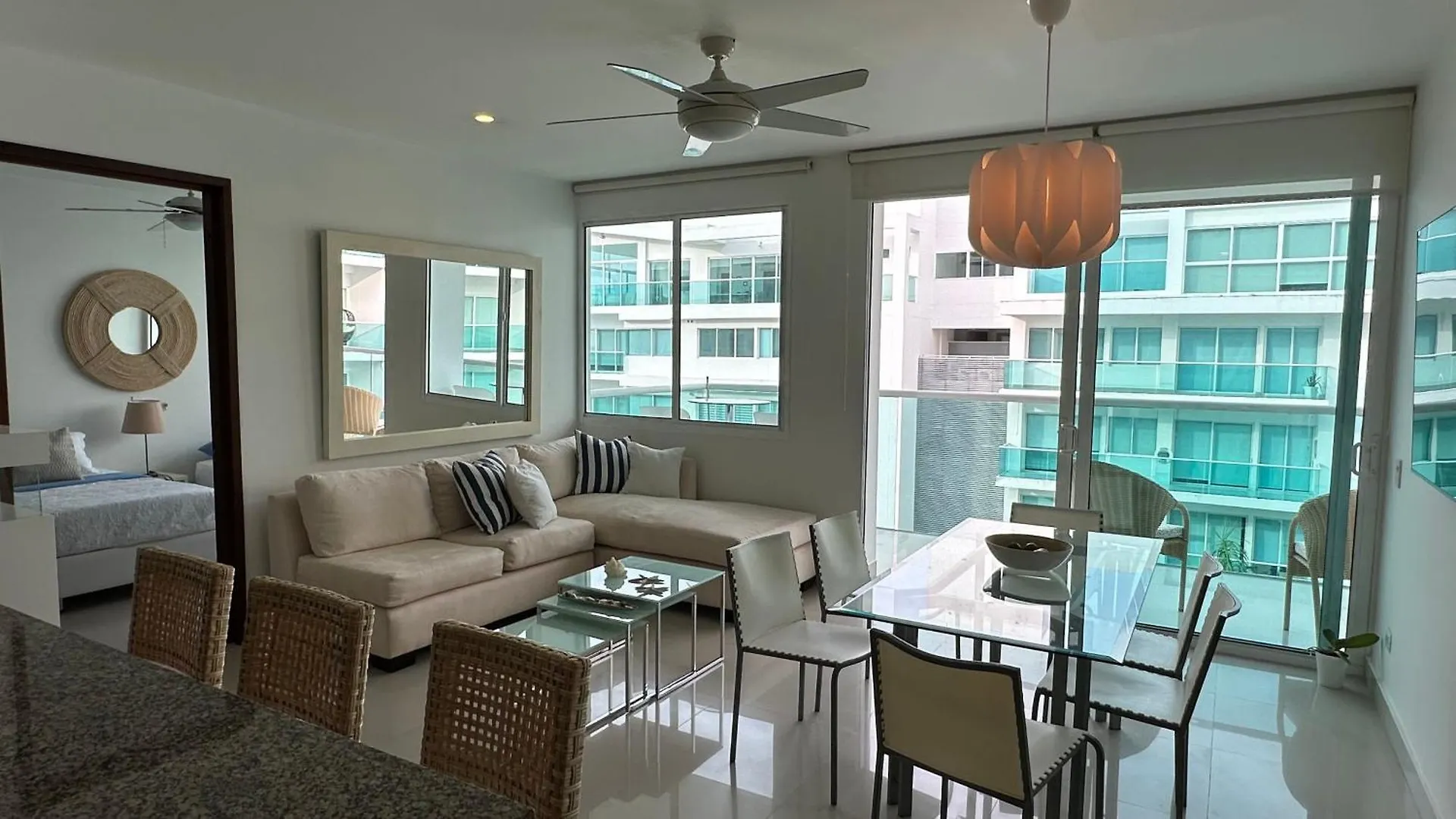 Apartamento Con Linda Vista Al Mar Primera Linea Cartagena  Apartment