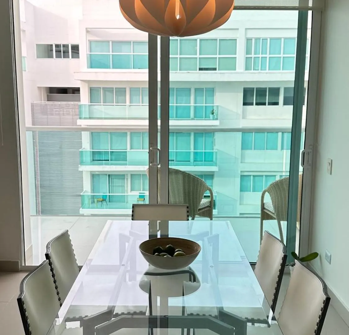 Apartamento Con Linda Vista Al Mar Primera Linea Cartagena